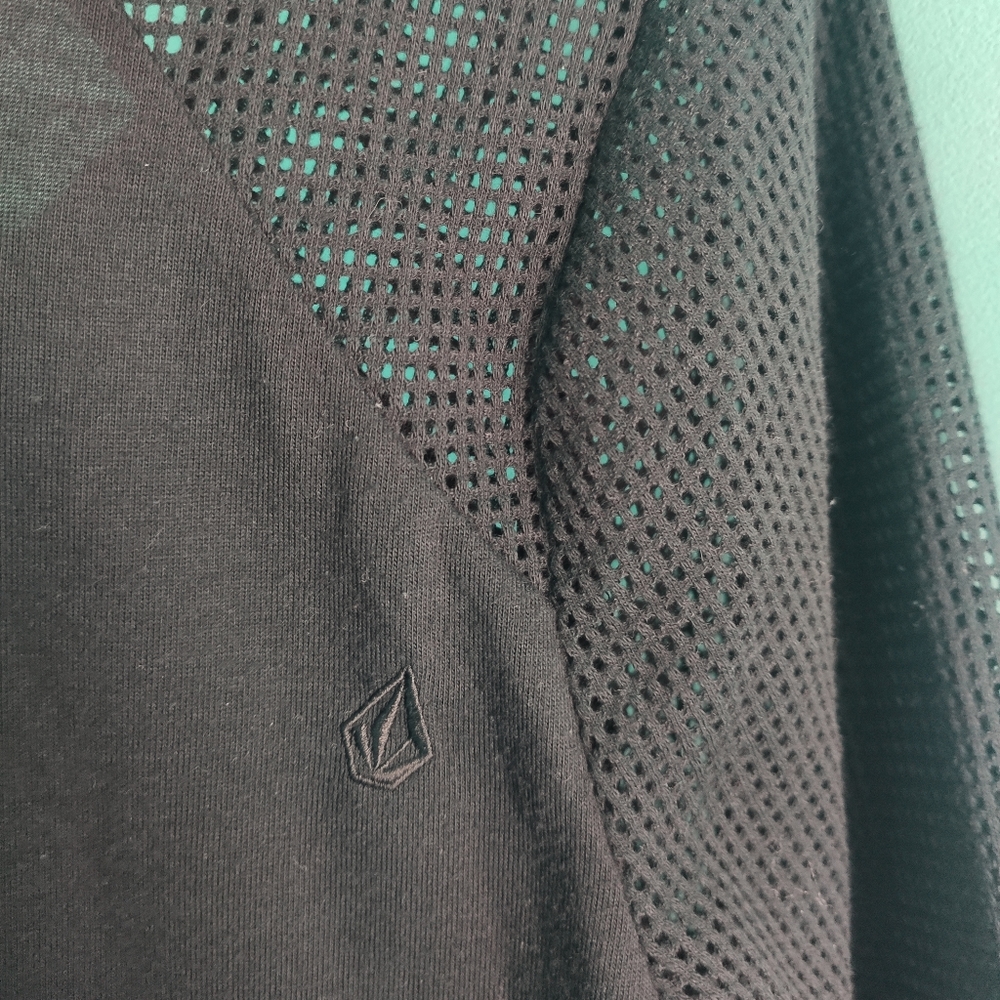Volcom top Women's Large - Picture 5 of 5